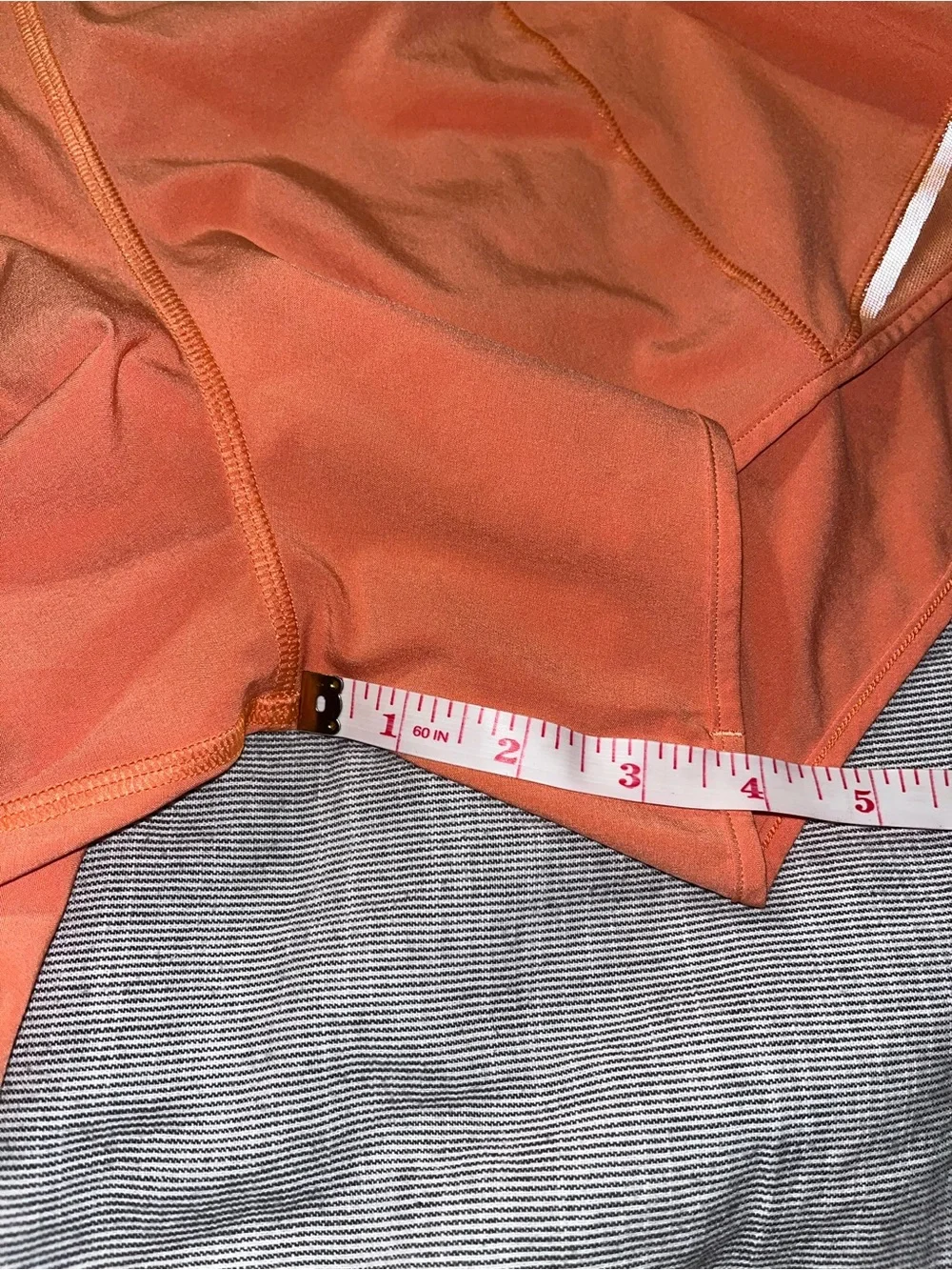 Lululemon Hotty Hot High-Rise Shorts 4” | Sunny Coral | Size 4